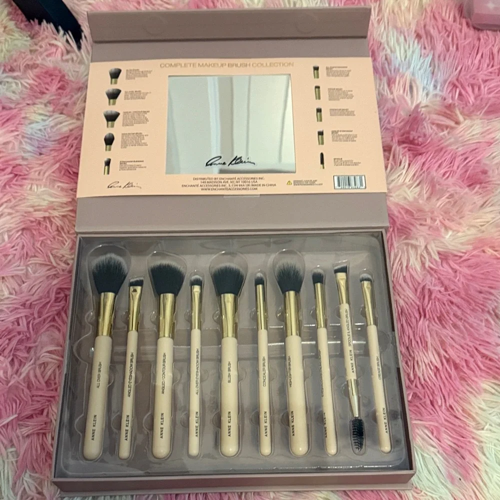 New!! Anne Klein Complete Makeup Brush Collection with Gold Accents